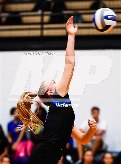Thumbnail 2 in McCallum @ Anderson photogallery.