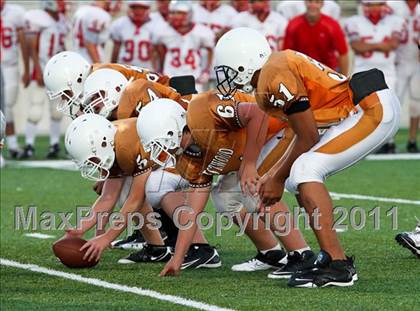 Thumbnail 3 in Lee Freshmen A @ Round Rock Westwood Freshmen White photogallery.