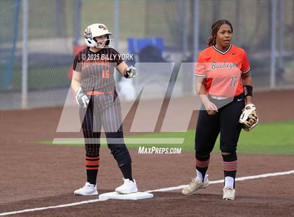 Thumbnail 3 in Gilmer vs Grand Saline photogallery.