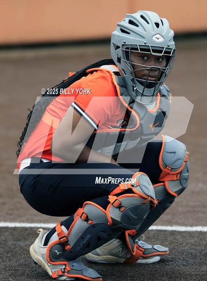 Thumbnail 1 in Gilmer vs Grand Saline photogallery.