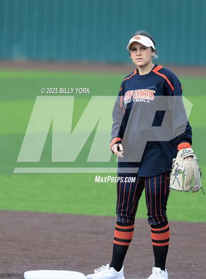 Thumbnail 3 in Gilmer vs Grand Saline photogallery.
