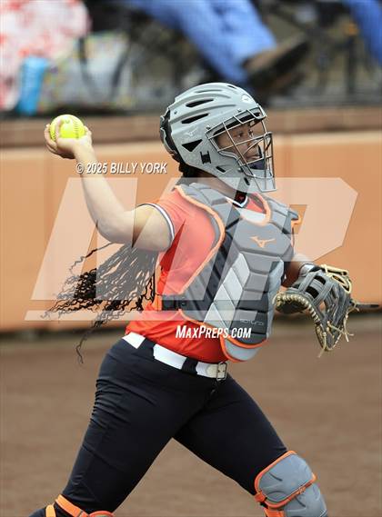 Thumbnail 1 in Gilmer vs Grand Saline photogallery.