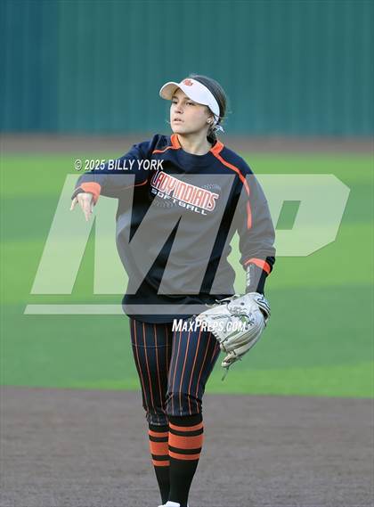 Thumbnail 1 in Gilmer vs Grand Saline photogallery.