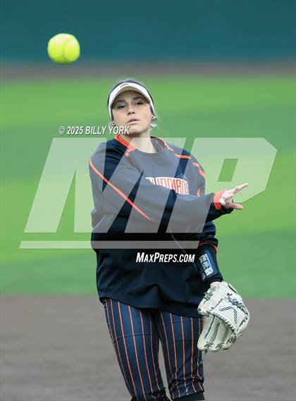Thumbnail 1 in Gilmer vs Grand Saline photogallery.