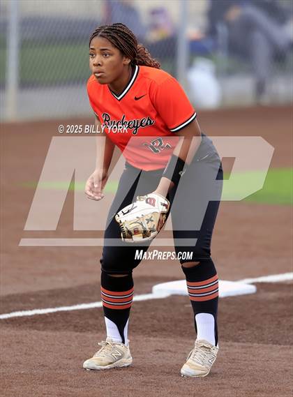 Thumbnail 3 in Gilmer vs Grand Saline photogallery.