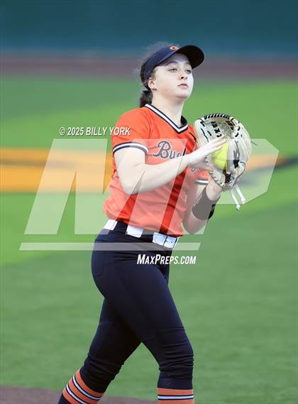 Thumbnail 1 in Gilmer vs Grand Saline photogallery.