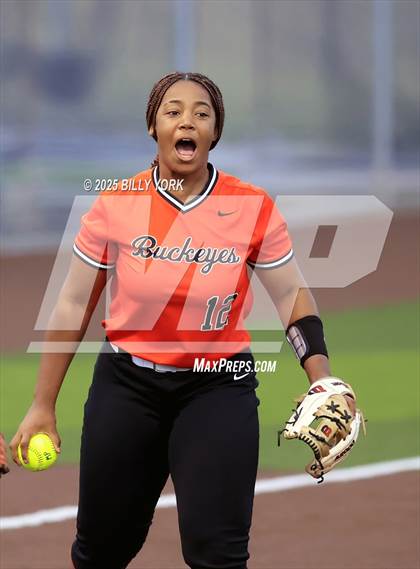 Thumbnail 2 in Gilmer vs Grand Saline photogallery.