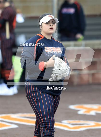 Thumbnail 3 in Gilmer vs Grand Saline photogallery.