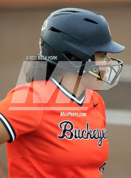 Thumbnail 3 in Gilmer vs Grand Saline photogallery.