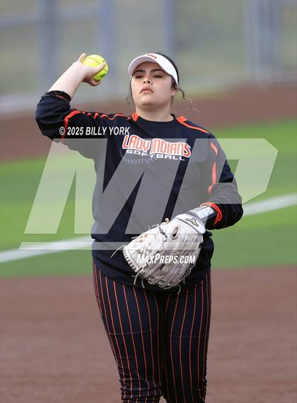 Thumbnail 3 in Gilmer vs Grand Saline photogallery.