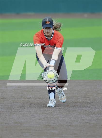 Thumbnail 2 in Gilmer vs Grand Saline photogallery.