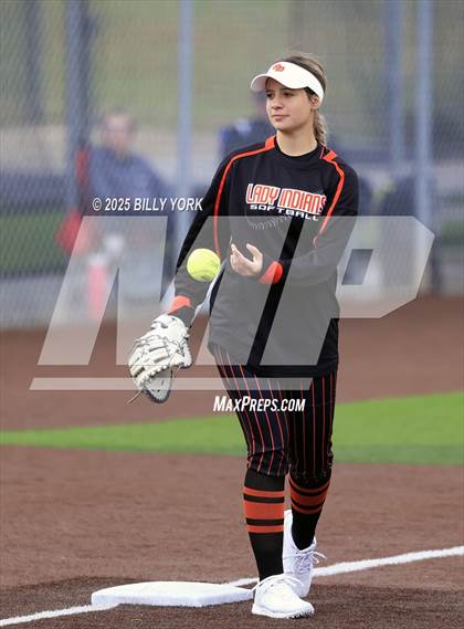 Thumbnail 3 in Gilmer vs Grand Saline photogallery.