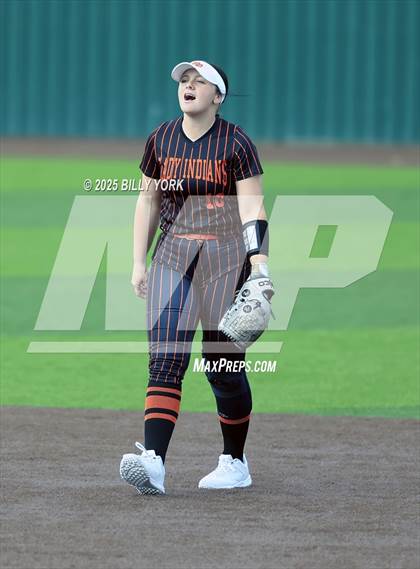 Thumbnail 3 in Gilmer vs Grand Saline photogallery.