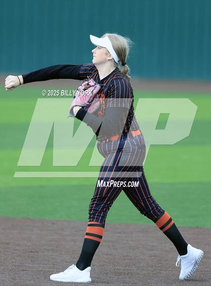 Thumbnail 1 in Gilmer vs Grand Saline photogallery.