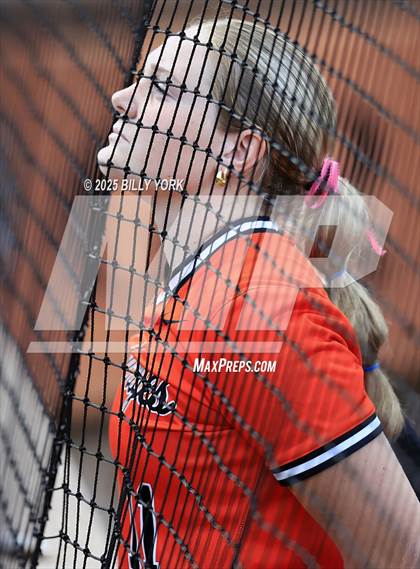 Thumbnail 2 in Gilmer vs Grand Saline photogallery.