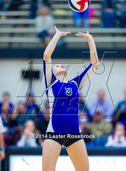 Thumbnail 3 in Bandera vs. Boerne 4A Regional Quarterfinals photogallery.