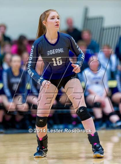Thumbnail 2 in Bandera vs. Boerne 4A Regional Quarterfinals photogallery.