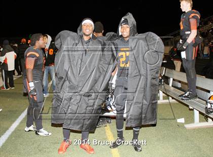 Thumbnail 2 in Gilmer vs. Pleasant Grove (UIL 4A Bi-District Playoff) photogallery.