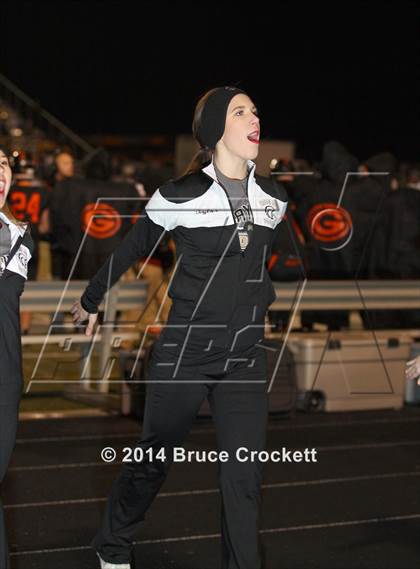 Thumbnail 1 in Gilmer vs. Pleasant Grove (UIL 4A Bi-District Playoff) photogallery.