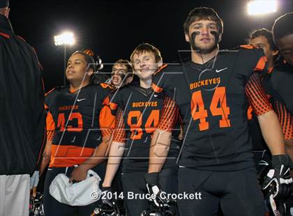 Thumbnail 1 in Gilmer vs. Pleasant Grove (UIL 4A Bi-District Playoff) photogallery.