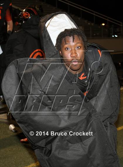 Thumbnail 3 in Gilmer vs. Pleasant Grove (UIL 4A Bi-District Playoff) photogallery.