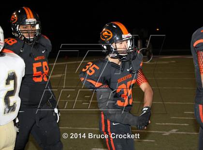 Thumbnail 3 in Gilmer vs. Pleasant Grove (UIL 4A Bi-District Playoff) photogallery.