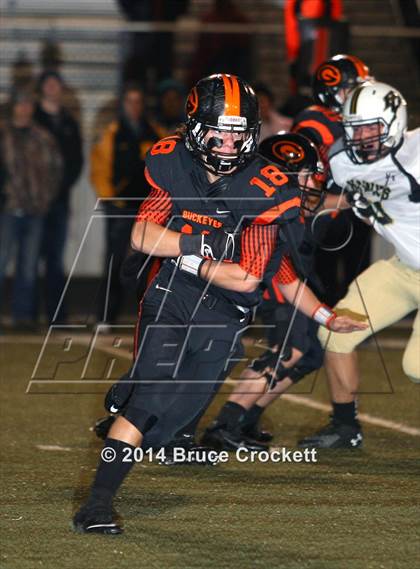 Thumbnail 1 in Gilmer vs. Pleasant Grove (UIL 4A Bi-District Playoff) photogallery.