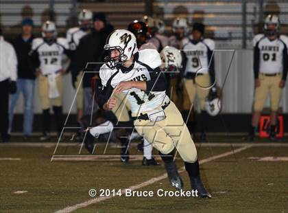 Thumbnail 2 in Gilmer vs. Pleasant Grove (UIL 4A Bi-District Playoff) photogallery.