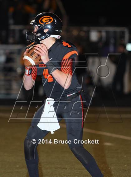 Thumbnail 1 in Gilmer vs. Pleasant Grove (UIL 4A Bi-District Playoff) photogallery.