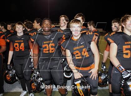 Thumbnail 2 in Gilmer vs. Pleasant Grove (UIL 4A Bi-District Playoff) photogallery.