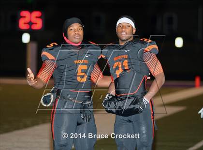 Thumbnail 2 in Gilmer vs. Pleasant Grove (UIL 4A Bi-District Playoff) photogallery.