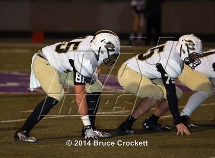 Thumbnail 3 in Gilmer vs. Pleasant Grove (UIL 4A Bi-District Playoff) photogallery.