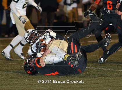 Thumbnail 2 in Gilmer vs. Pleasant Grove (UIL 4A Bi-District Playoff) photogallery.