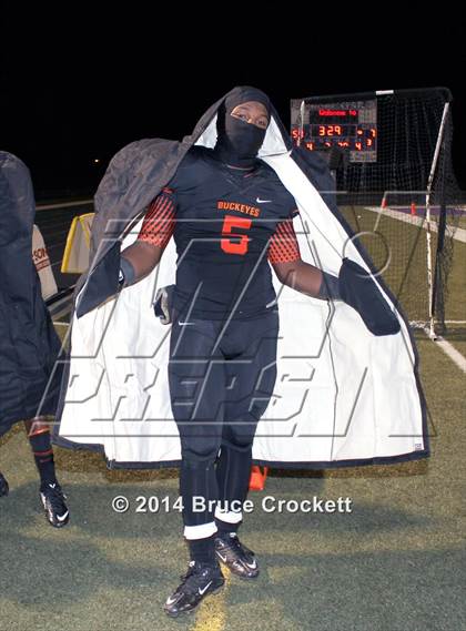 Thumbnail 1 in Gilmer vs. Pleasant Grove (UIL 4A Bi-District Playoff) photogallery.