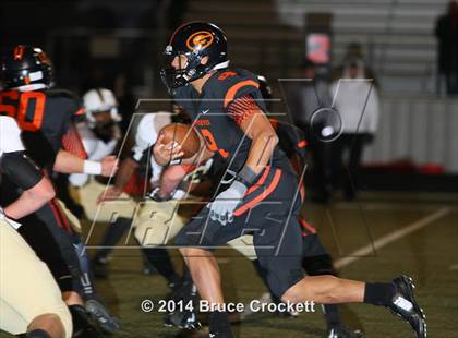 Thumbnail 1 in Gilmer vs. Pleasant Grove (UIL 4A Bi-District Playoff) photogallery.