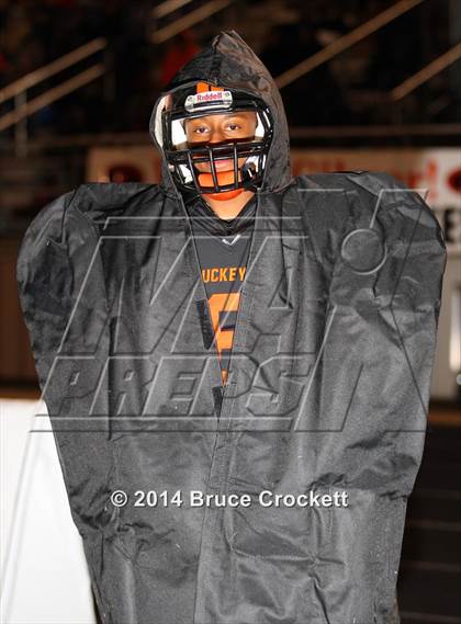 Thumbnail 2 in Gilmer vs. Pleasant Grove (UIL 4A Bi-District Playoff) photogallery.