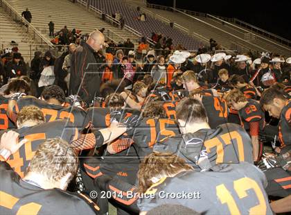 Thumbnail 3 in Gilmer vs. Pleasant Grove (UIL 4A Bi-District Playoff) photogallery.