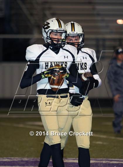 Thumbnail 1 in Gilmer vs. Pleasant Grove (UIL 4A Bi-District Playoff) photogallery.