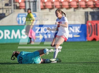 Thumbnail 2 in Manti vs. Carbon (UHSAA 3A Semi Final) photogallery.