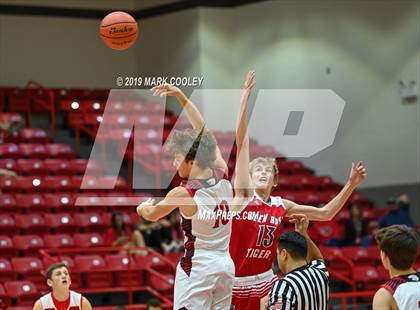 Thumbnail 1 in Glen Rose @ Lorena photogallery.