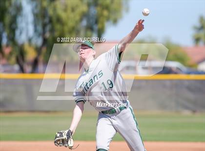 Thumbnail 1 in Columbine vs. West Salem (Coach Bob Invitational) photogallery.