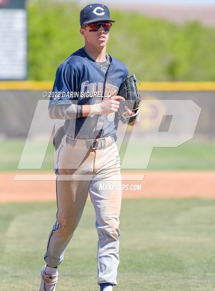 Thumbnail 1 in Columbine vs. West Salem (Coach Bob Invitational) photogallery.
