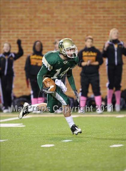 Thumbnail 3 in Northeastern vs. Salisbury (NCHSAA 2AA Final) photogallery.