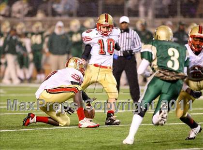 Thumbnail 3 in Northeastern vs. Salisbury (NCHSAA 2AA Final) photogallery.