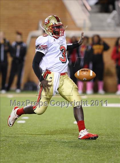 Thumbnail 2 in Northeastern vs. Salisbury (NCHSAA 2AA Final) photogallery.