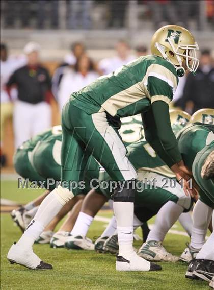 Thumbnail 3 in Northeastern vs. Salisbury (NCHSAA 2AA Final) photogallery.