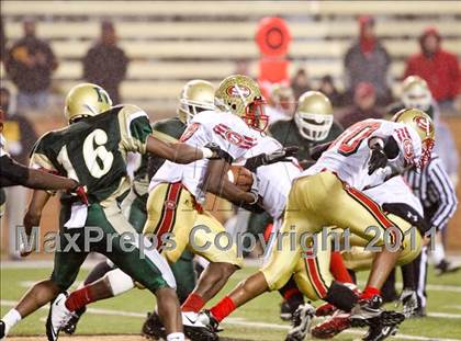 Thumbnail 2 in Northeastern vs. Salisbury (NCHSAA 2AA Final) photogallery.