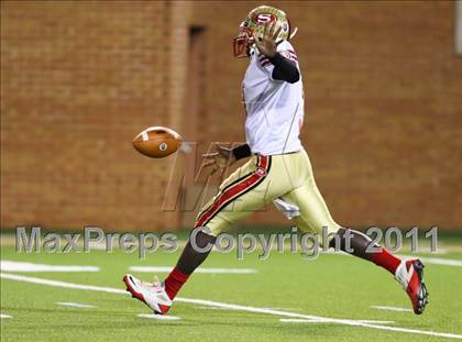 Thumbnail 1 in Northeastern vs. Salisbury (NCHSAA 2AA Final) photogallery.