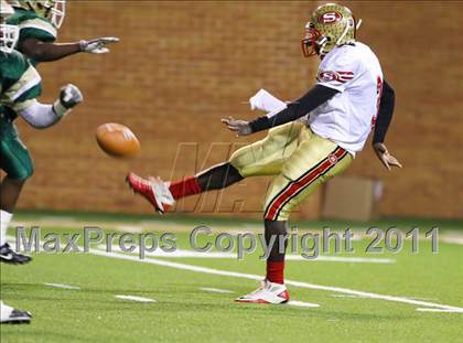 Thumbnail 3 in Northeastern vs. Salisbury (NCHSAA 2AA Final) photogallery.
