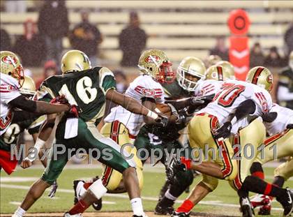 Thumbnail 1 in Northeastern vs. Salisbury (NCHSAA 2AA Final) photogallery.